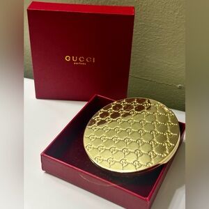 GUCCI GOLD DUAL COMPACT MIRROR
NIB
